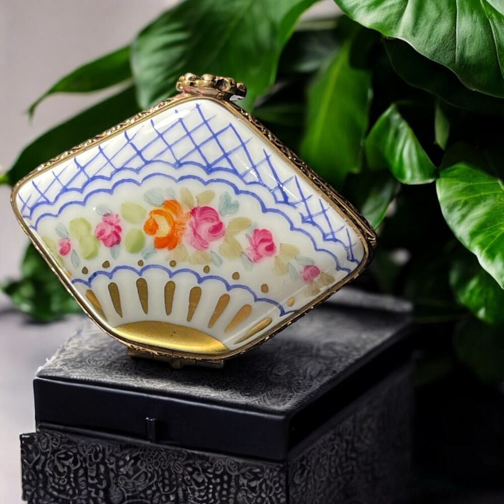 Vtg. Authentic Limoges Hand Painted Floral Fan Shaped Mini Trinket Box, Ring Box